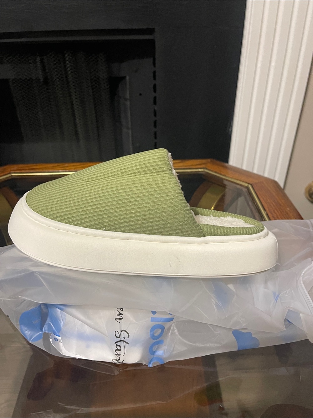 Women’s Slip-On Sandal in Sage Green